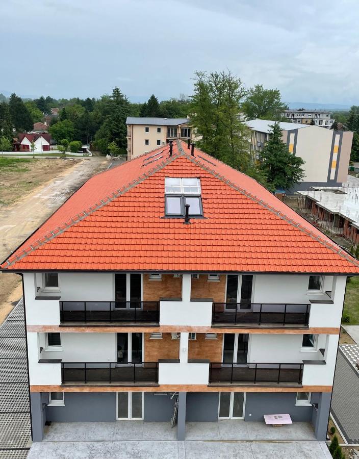 Apartmani Borova 2 Veliko Gradiste Exterior photo